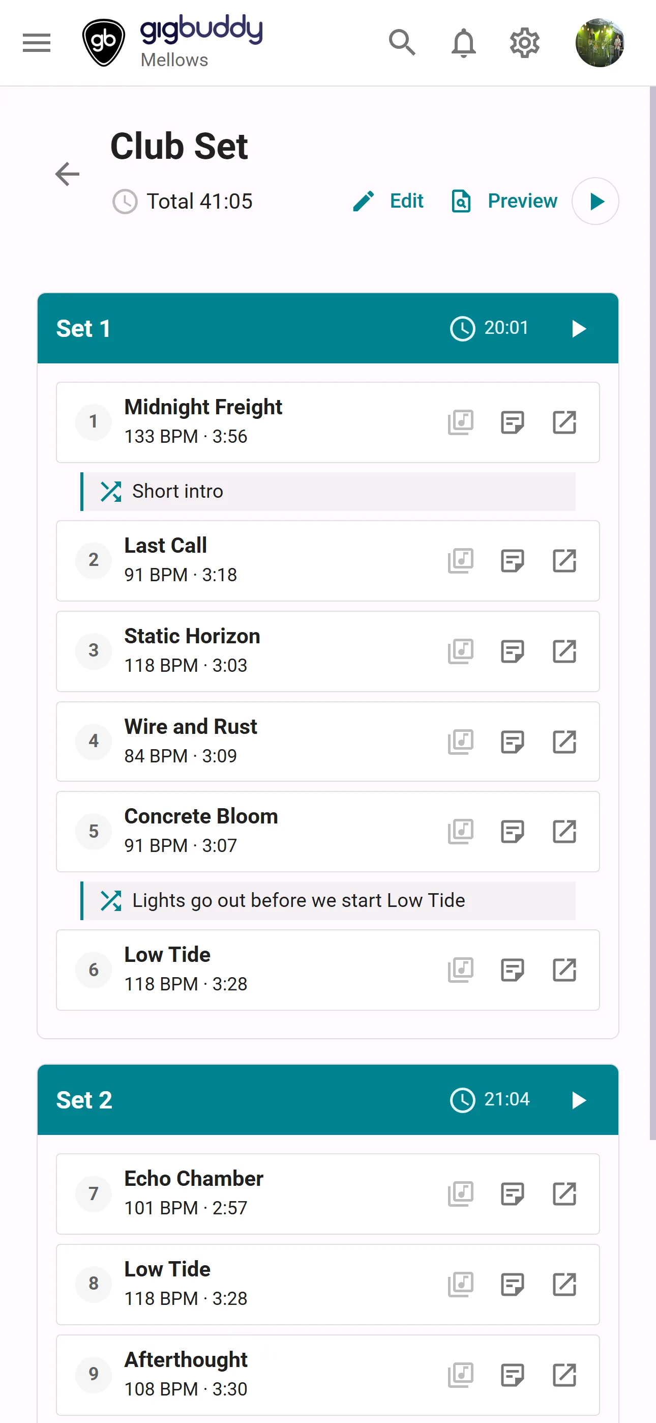 Setlists built for the stage